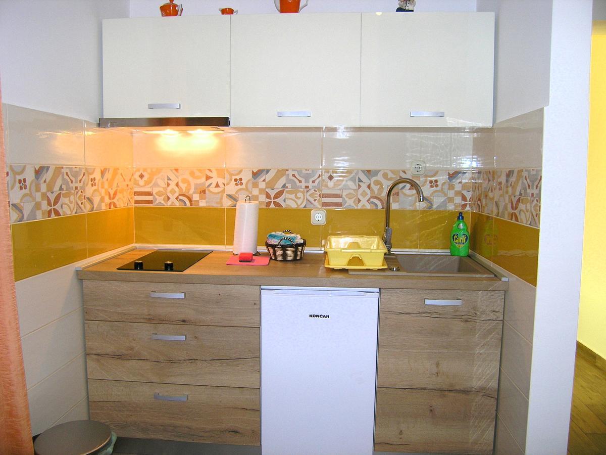 Apartman Braut Krk Town Bagian luar foto
